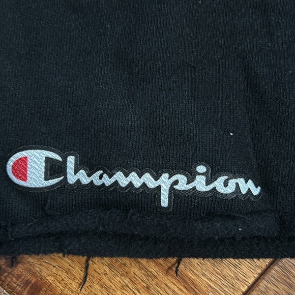 Champion Reverse Weave Heavyweight Cutoff Shorts - Picture 7 of 10